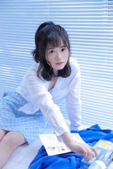 舞蹈生打屁股